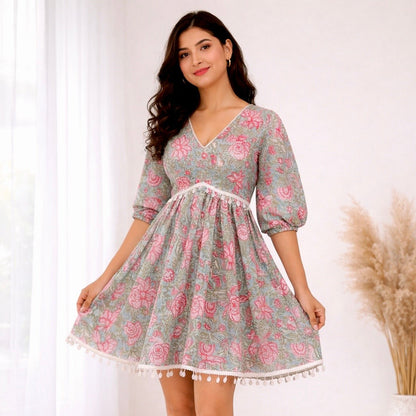 Seashell Meadow Mini Dress - Mint